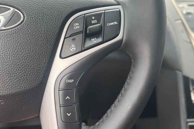 Hyundai Grandeur V с пробегом 2012 года, цена 1 299 000 рублей, 339826 км, седан, Автокод Объявления