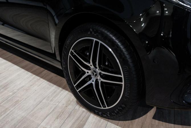 Новый Mercedes-Benz V-Класс III (W447) Рестайлинг 2 2024 года, цена 15 900 000 рублей, минивэн, Автокод Объявления