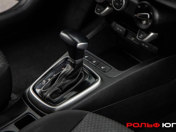 Kia Rio IV Рестайлинг с пробегом 2020 года, цена 1 658 000 рублей, 76276 км, хэтчбек, Автокод Объявления