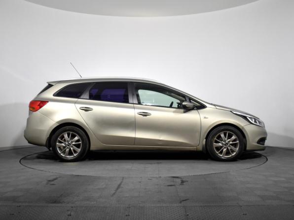 Kia Ceed II с пробегом 2013 года, цена 690 000 рублей, 203093 км, универсал, Автокод Объявления