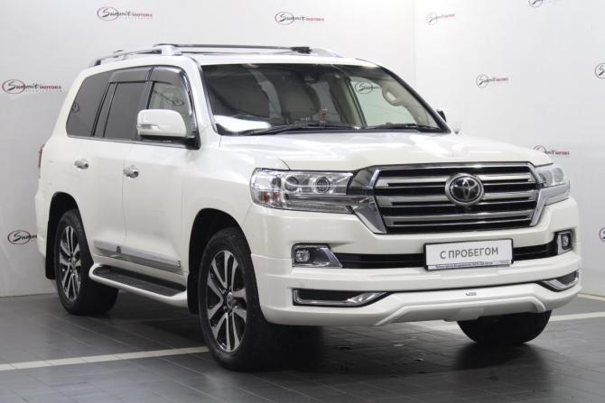 Toyota Land Cruiser 200 Series Рестайлинг 2 с пробегом 2019 года, цена 8 100 000 рублей, 134125 км, внедорожник, Автокод Объявления