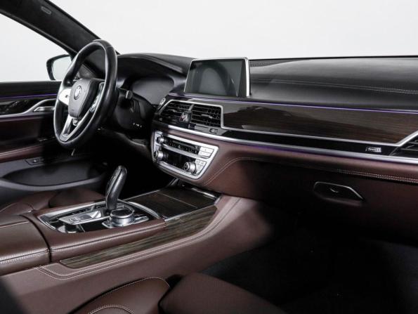 BMW 7 серии VI (G11/G12) Рестайлинг с пробегом 2021 года, цена 6 990 000 рублей, 90679 км, седан, Автокод Объявления