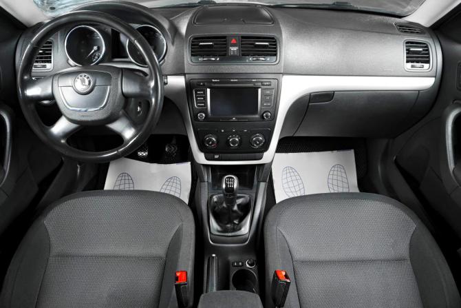 Skoda Yeti I с пробегом 2012 года, цена 939 000 рублей, 222000 км, внедорожник, Автокод Объявления