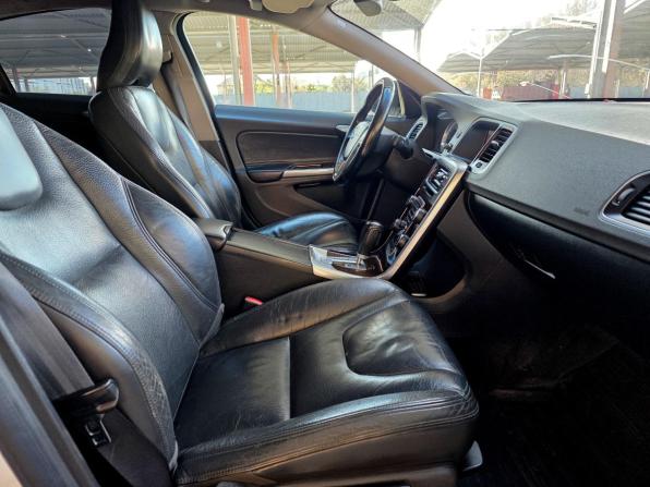 Volvo S60 II с пробегом 2012 года, цена 1 009 900 рублей, 267000 км, седан, Автокод Объявления
