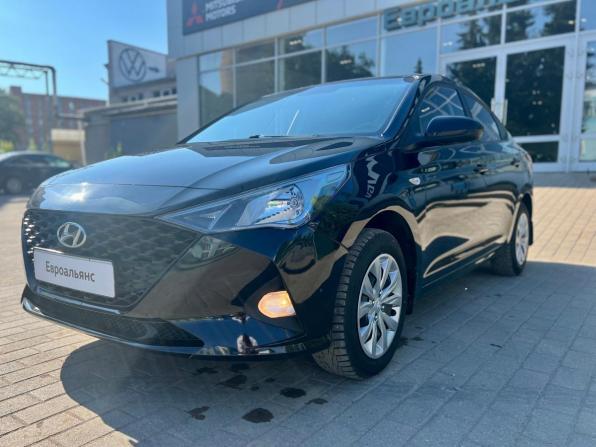 Hyundai Solaris II Рестайлинг с пробегом 2021 года, цена 1 299 000 рублей, 113000 км, седан, Автокод Объявления