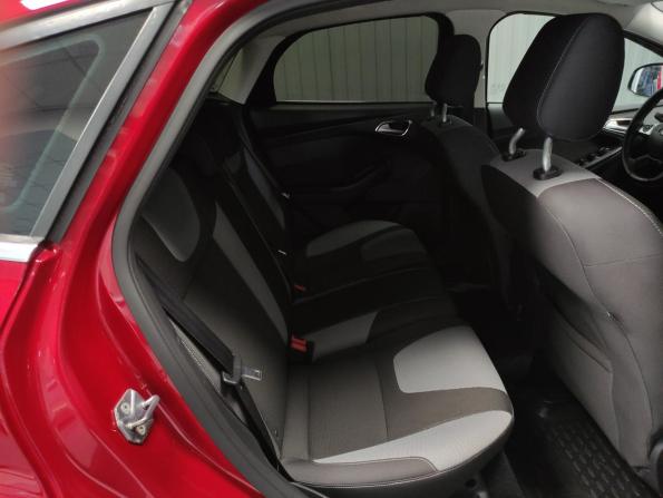 Ford Focus III с пробегом 2012 года, цена 1 039 000 рублей, 147688 км, хэтчбек, Автокод Объявления