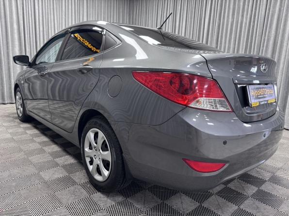 Hyundai Solaris I с пробегом 2012 года, цена 970 000 рублей, 123868 км, седан, Автокод Объявления
