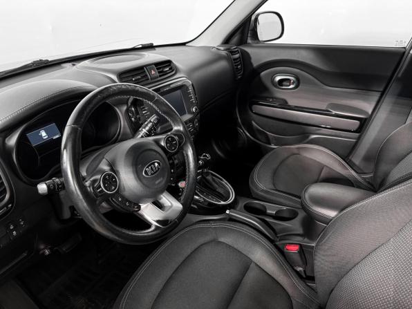 Kia Soul II Рестайлинг с пробегом 2018 года, цена 1 549 000 рублей, 132350 км, хэтчбек, Автокод Объявления
