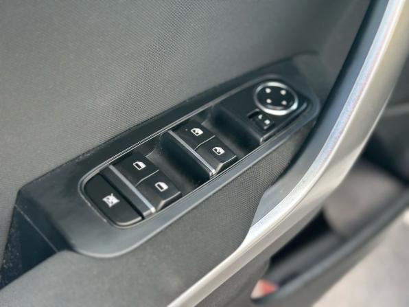 Kia Ceed III с пробегом 2019 года, цена 1 630 000 рублей, 98100 км, универсал, Автокод Объявления