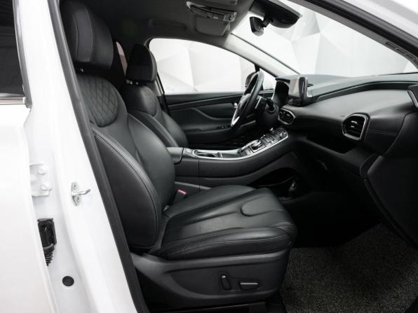Hyundai Santa Fe IV Рестайлинг с пробегом 2022 года, цена 3 773 000 рублей, 34821 км, внедорожник, Автокод Объявления
