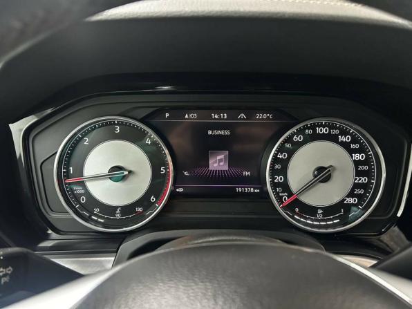 Volkswagen Touareg III с пробегом 2018 года, цена 3 875 000 рублей, 191378 км, внедорожник, Автокод Объявления