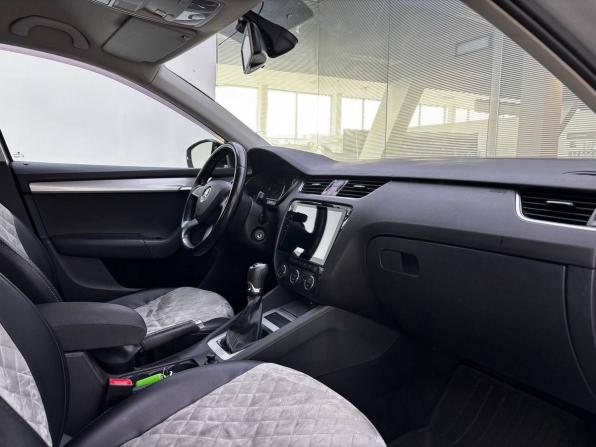 Skoda Octavia III (A7) с пробегом 2015 года, цена 1 150 000 рублей, 203000 км, лифтбек, Автокод Объявления