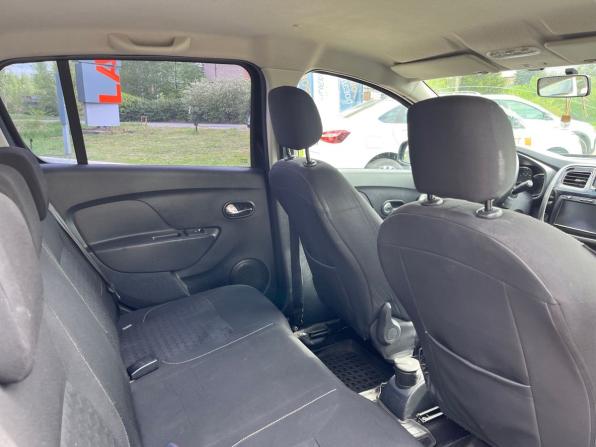 Renault Sandero II с пробегом 2014 года, цена 770 000 рублей, 138045 км, хэтчбек, Автокод Объявления