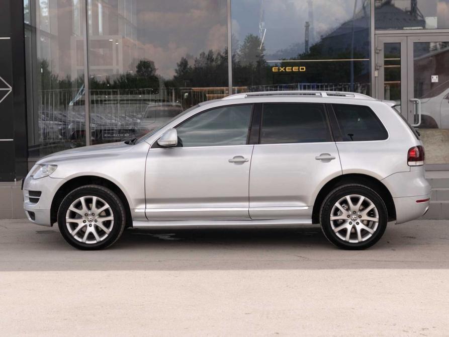 Volkswagen Touareg I Рестайлинг Новосибирск  - изображение 8