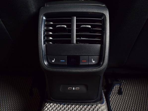 Skoda Octavia IV (A8) с пробегом 2021 года, цена 2 415 997 рублей, 84856 км, лифтбек, Автокод Объявления