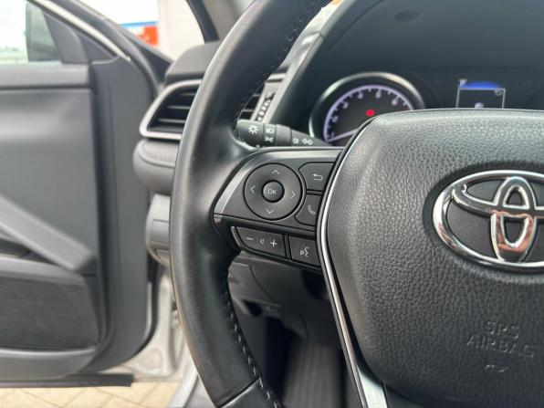 Toyota Camry VIII (XV70) Рестайлинг с пробегом 2021 года, цена 2 950 000 рублей, 99459 км, седан, Автокод Объявления