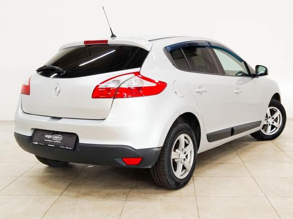 Renault Megane III Рестайлинг с пробегом 2013 года, цена 690 000 рублей, 144139 км, хэтчбек, Автокод Объявления