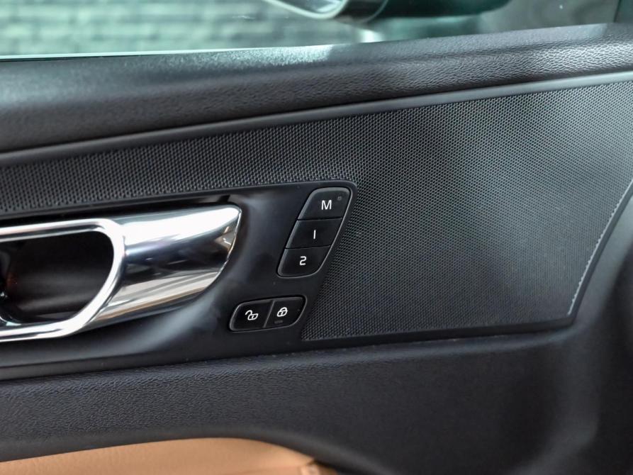 Volvo XC60 II Екатеринбург  - изображение 13