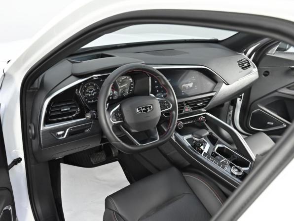 Geely Tugella I Рестайлинг с пробегом 2023 года, цена 2 699 000 рублей, 17000 км, внедорожник, Автокод Объявления