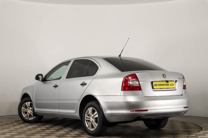 Skoda Octavia II (A5) Рестайлинг с пробегом 2010 года, цена 569 000 рублей, 308000 км, лифтбек, Автокод Объявления