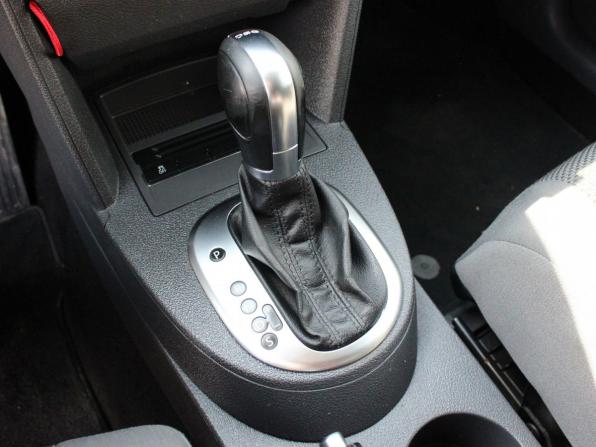 Volkswagen Touran I Рестайлинг 2 с пробегом 2013 года, цена 979 000 рублей, 181689 км, компактвэн, Автокод Объявления