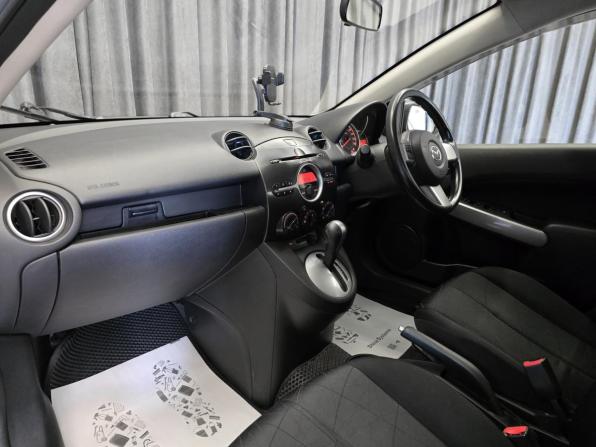 Mazda Demio III (DE) с пробегом 2013 года, цена 755 000 рублей, 111600 км, хэтчбек, Автокод Объявления
