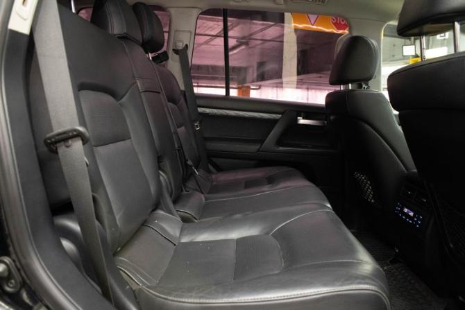 Toyota Land Cruiser 200 Series Рестайлинг 2 с пробегом 2015 года, цена 5 099 000 рублей, 324309 км, внедорожник, Автокод Объявления