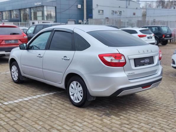 Lada (ВАЗ) Granta I Рестайлинг с пробегом 2022 года, цена 729 000 рублей, 49000 км, лифтбек, Автокод Объявления