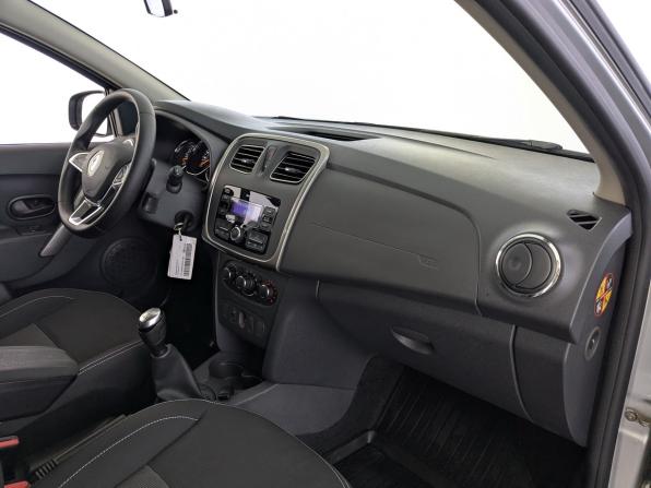 Renault Sandero II Рестайлинг с пробегом 2020 года, цена 1 250 000 рублей, 34279 км, хэтчбек, Автокод Объявления