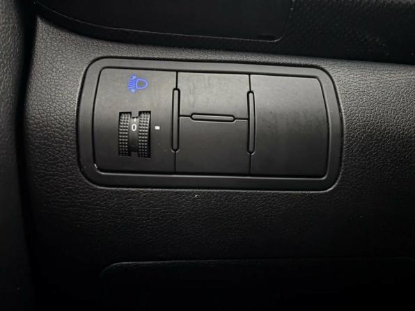 Hyundai Solaris I с пробегом 2013 года, цена 789 000 рублей, 182641 км, седан, Автокод Объявления