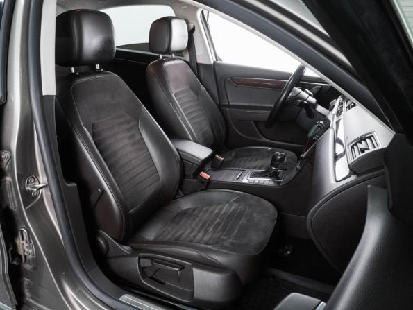 Volkswagen Passat B7 с пробегом 2011 года, цена 1 117 000 рублей, 207901 км, седан, Автокод Объявления