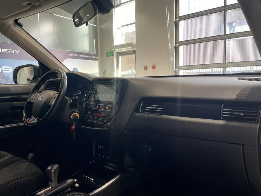 Mitsubishi Outlander III Рестайлинг 3 Москва  - изображение 10