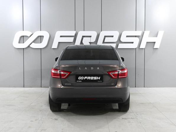 Lada (ВАЗ) Vesta I с пробегом 2018 года, цена 930 000 рублей, 174854 км, седан, Автокод Объявления