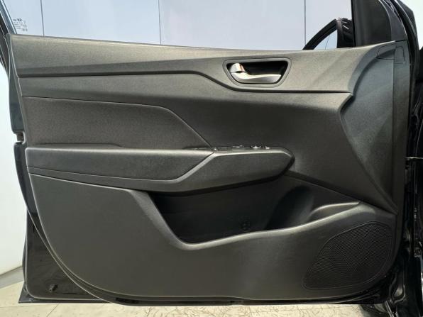 Hyundai Solaris II с пробегом 2019 года, цена 1 400 000 рублей, 145230 км, седан, Автокод Объявления