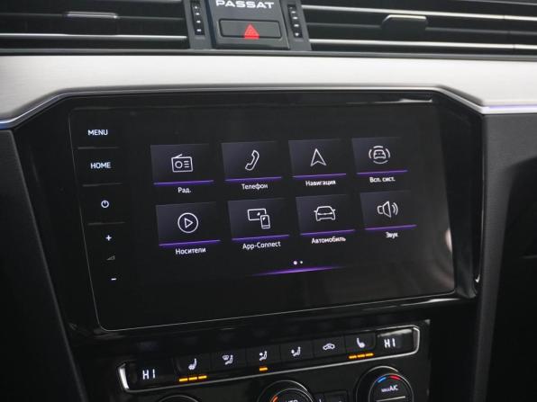 Volkswagen Passat B8 Рестайлинг с пробегом 2020 года, цена 3 149 046 рублей, 67752 км, седан, Автокод Объявления
