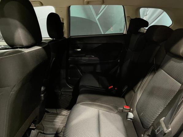 Mitsubishi Outlander III Рестайлинг 3 с пробегом 2020 года, цена 2 100 000 рублей, 85372 км, внедорожник, Автокод Объявления