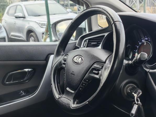 Kia Ceed II с пробегом 2014 года, цена 989 000 рублей, 178650 км, универсал, Автокод Объявления