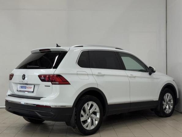 Volkswagen Tiguan II Рестайлинг с пробегом 2021 года, цена 2 970 000 рублей, 97359 км, внедорожник, Автокод Объявления