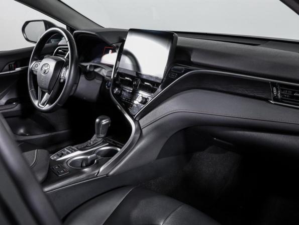 Toyota Camry VIII (XV70) Рестайлинг с пробегом 2023 года, цена 3 725 000 рублей, 35553 км, седан, Автокод Объявления