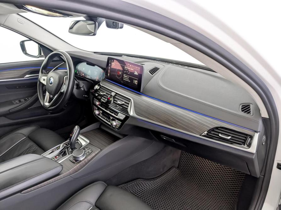 BMW 5 серии VII (G30/G31/G38) Рестайлинг Москва  - изображение 11