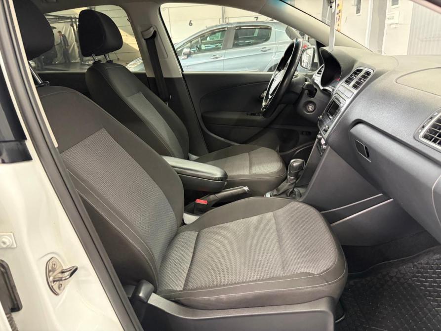 Volkswagen Polo V Рестайлинг Краснодар  - изображение 15