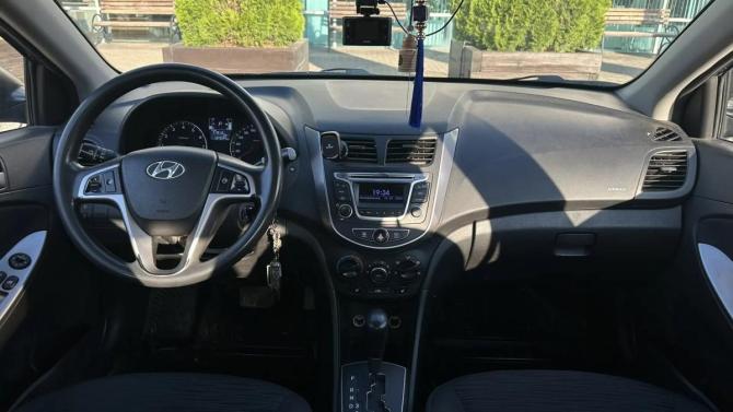 Hyundai Solaris I Рестайлинг с пробегом 2014 года, цена 870 000 рублей, 127042 км, седан, Автокод Объявления