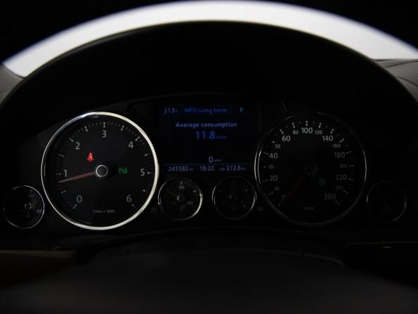 Volkswagen Touareg I Рестайлинг с пробегом 2009 года, цена 1 099 000 рублей, 245360 км, внедорожник, Автокод Объявления