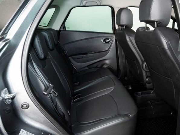Renault Kaptur I с пробегом 2016 года, цена 1 228 000 рублей, 118960 км, внедорожник, Автокод Объявления