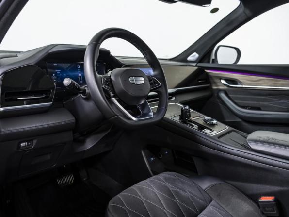 Geely Monjaro I Рестайлинг с пробегом 2025 года, цена 3 848 000 рублей, 26985 км, внедорожник, Автокод Объявления