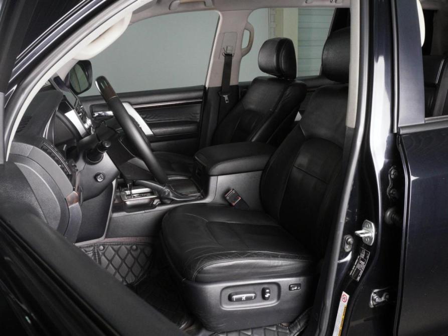 Toyota Land Cruiser 200 Series Рестайлинг 1 Минеральные Воды  - изображение 11