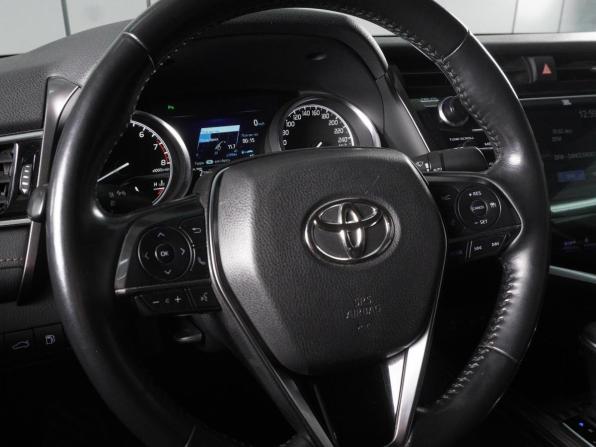 Toyota Camry VIII (XV70) с пробегом 2018 года, цена 2 545 000 рублей, 223654 км, седан, Автокод Объявления