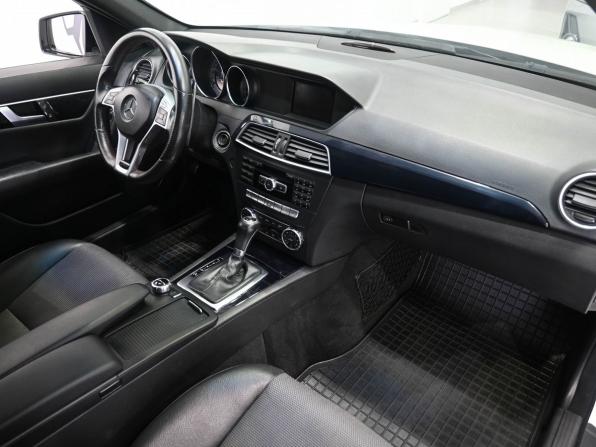 Mercedes-Benz C-Класс III (W204) Рестайлинг с пробегом 2011 года, цена 1 479 900 рублей, 156641 км, седан, Автокод Объявления