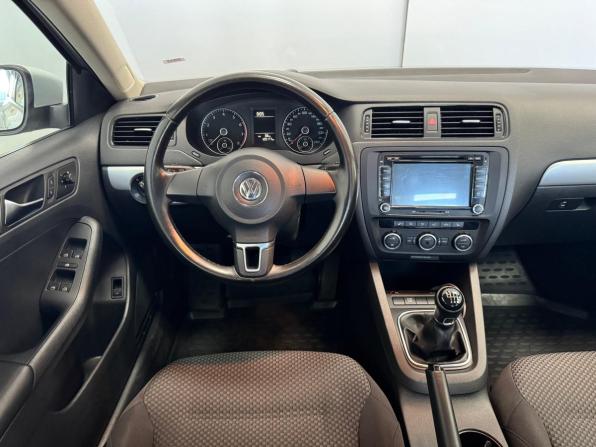 Volkswagen Jetta VI с пробегом 2012 года, цена 835 000 рублей, 129148 км, седан, Автокод Объявления