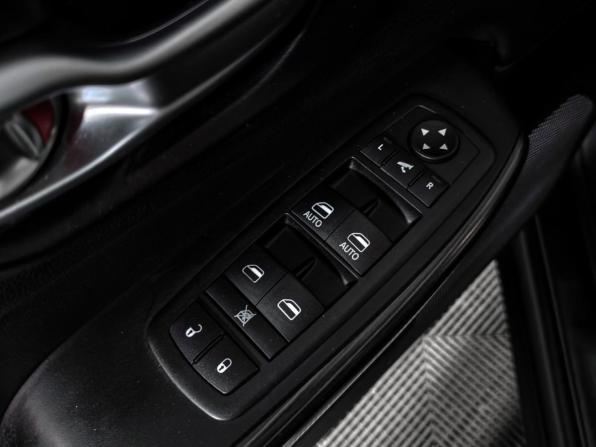 Jeep Cherokee V (KL) с пробегом 2014 года, цена 1 637 980 рублей, 126500 км, внедорожник, Автокод Объявления